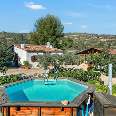 Country house El Castellet De L'ocaive *