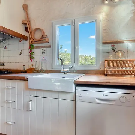 El Castellet De L'ocaive Country house