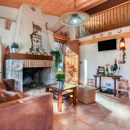 El Castellet De L'ocaive Country house