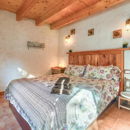 El Castellet De L'ocaive Kır Evi